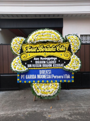 Papan Bunga Duka di Cipanengah